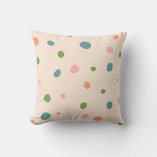Coussin Fille mignonne aux pois roses colorés décoratifs