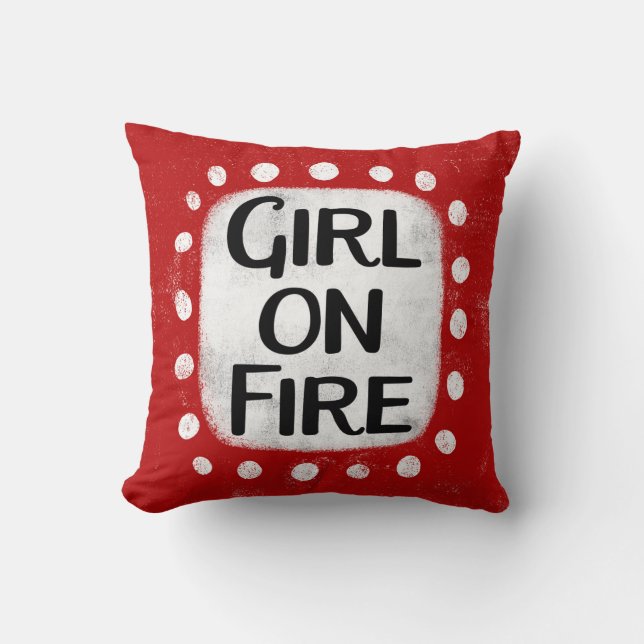 Coussin Fille sur l'oreiller à lancer de feu (Recto)