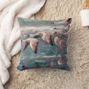 Coussin Flamants roses oiseaux volants au-dessus de l'eau 