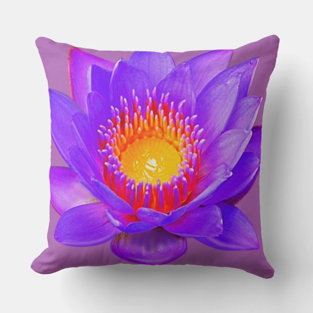 Coussin Fleur de lotus violette (Recto)