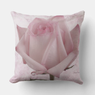 Coussin Fleur rose douce