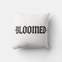Coussin fleuri