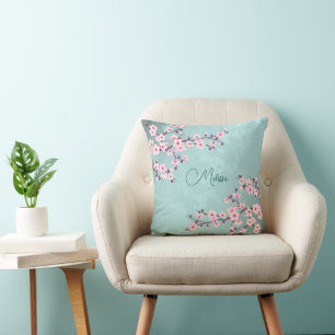 Coussin Fleurs de cerisier turquoise monogramme