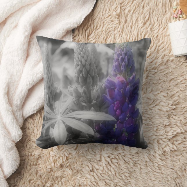 Coussin Fleurs de lupine violette (Couverture)