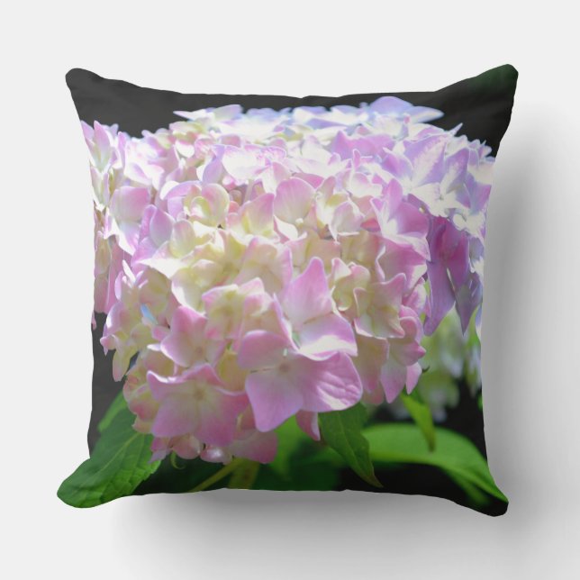 Coussin Fleurs d'hydrangée violette rose doux (Recto)