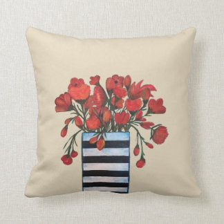 Coussin Fleurs rouges avec des beaux-arts rayés de vase