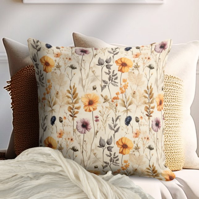 Coussin Fleurs sauvages colorées Boho (Colorful Wildflowers Boho Throw Pillow)