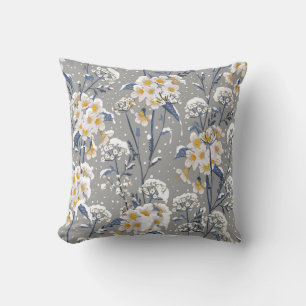 Coussin Floraison hivernale : Délicat motif floral