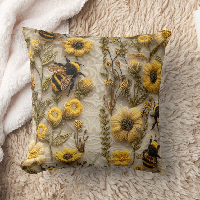 Coussin Floral (Créateur téléchargé)