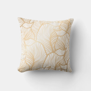 Coussin floral doré damassé 