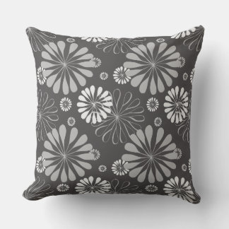 coussin floral gris