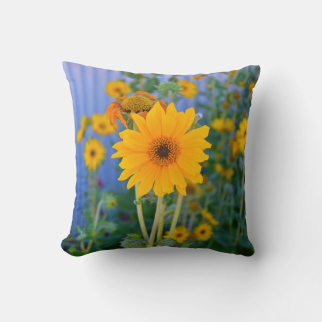 Coussin floral jaune (Recto)