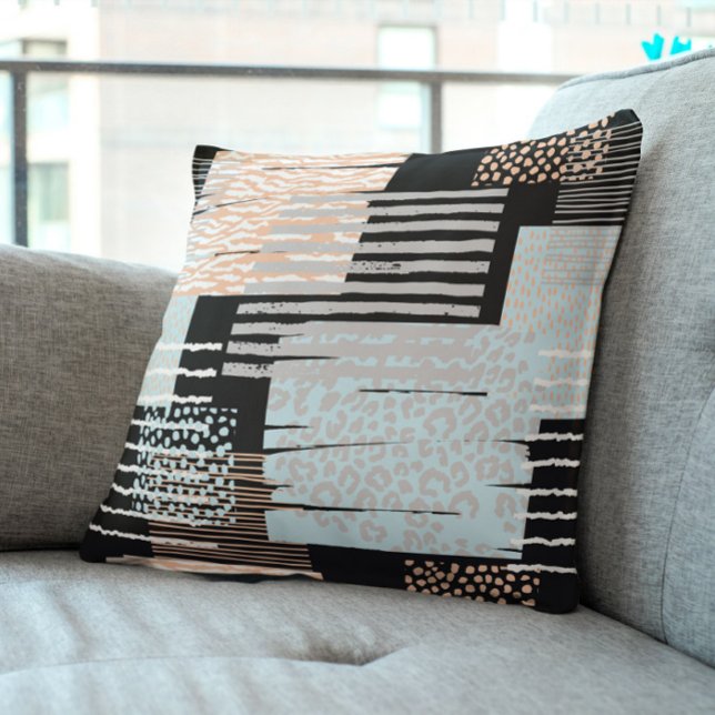 Coussin Formes et bandes géométriques (Créateur téléchargé)
