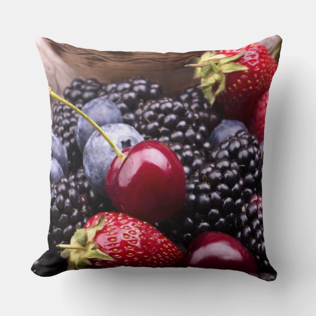 Coussin Fruits savoureux d'été sur un Tableau en bois (Recto)