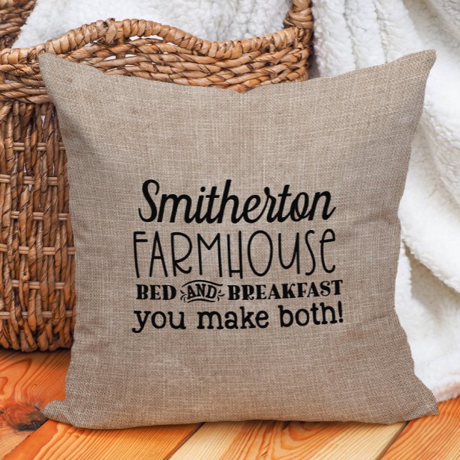 Coussin Funky Rustique Burlap Custom Farmhouse Chambres d' (Family name "Farmhouse bed and breakfast" funny country decorator pillow)