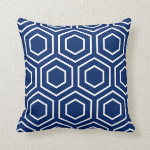 Coussin géométrique de motif de sortilège dans le