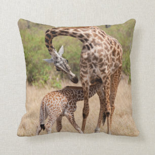 Coussin Giraffe Mère et bébé au Kenya