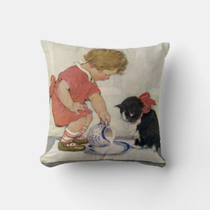 Coussin Girl and Kitten, Jessie Willcox Smith