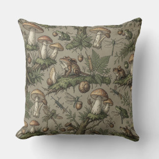 Coussin Goblincore Forest Pillow