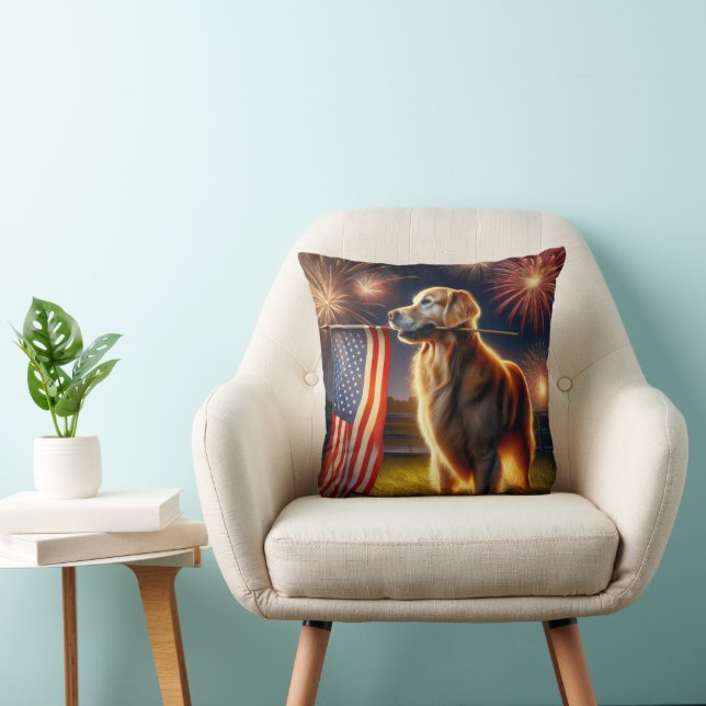 Coussin Golden Retriever avec drapeau américain (Chaise)