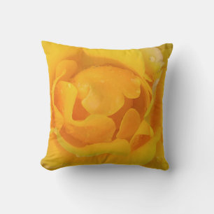 Coussin Gouttes d'eau de rose jaune romantique