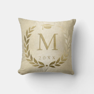 Coussin Graduation Gold Laurel Wreath Monogrammed Initial
