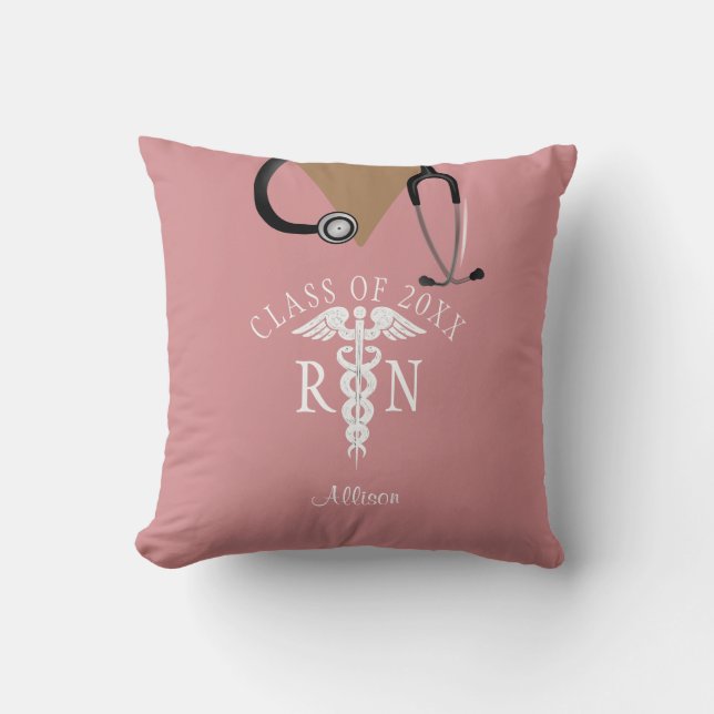 Coussin Graduation infirmière personnalisée Pink Scrub Top (Recto)