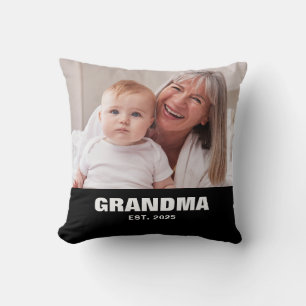 Coussin Grand-mère a établi une photo moderne et audacieus