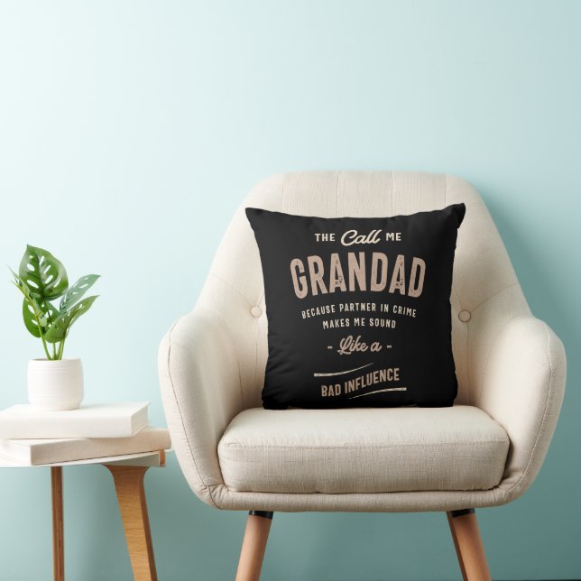 Coussin Grand-père - Un partenaire paternel dans le crime (Chaise)