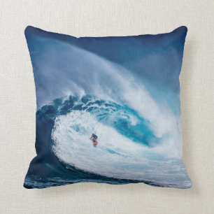 Coussin Grande vague surfant le carreau d'Oceanscape