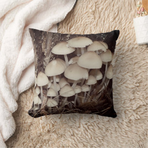 Coussin Grappe de champignons sauvages blancs