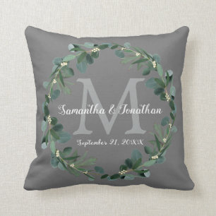Coussin Gray Eucalyptus Monogram Wreath Mariage Keepsaké