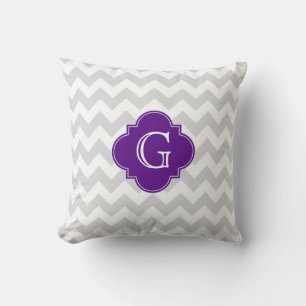 Coussin Gris Clair Blanc Chevron Violet Quatrefeuille Mono