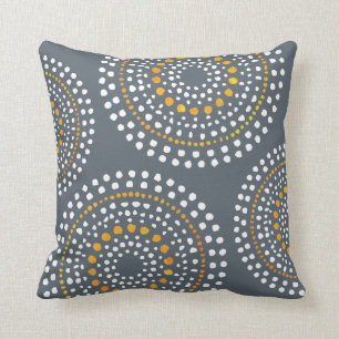 Coussin Gris primitif d'or de motif de mosaïque de Boho