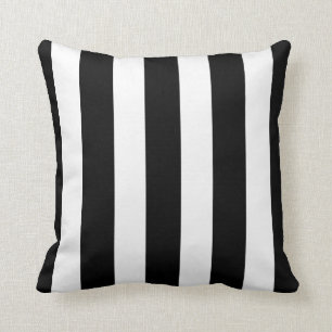 Coussin Halloween en bandes blanches et noires verticales