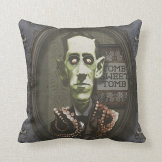 Coussin hanté de HP Lovecraft de zombi