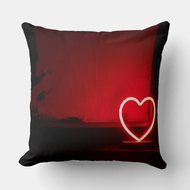 Coussin Home & Living > Home Décor > Pillows & Poufs > Thr (Recto)