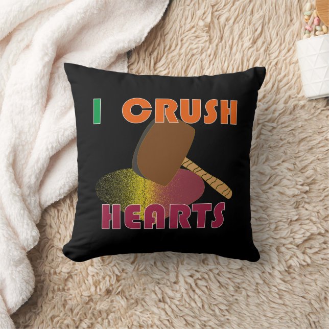 Coussin "I Crush Hearts" Anti-Valentine's Day Pillow (Couverture)