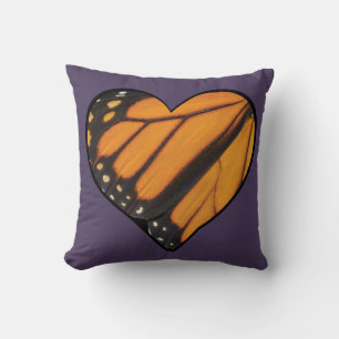 Coussin Image de l'aile papillon monarque en forme de coeu