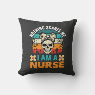Coussin Infirmière d'Halloween Rien ne me fait peur Crâne