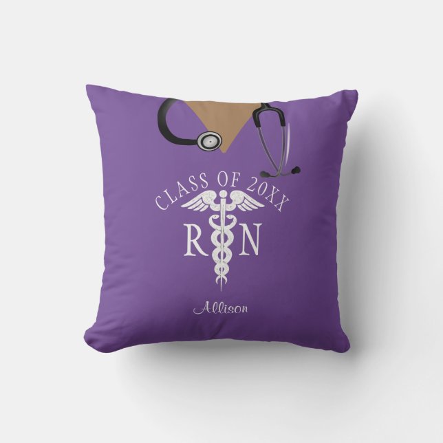 Coussin Infirmière Graduation Purple Scrub Top Personnalis (Recto)