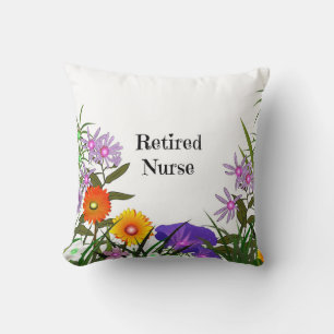 Coussin Infirmière retraitée, design floral populaire