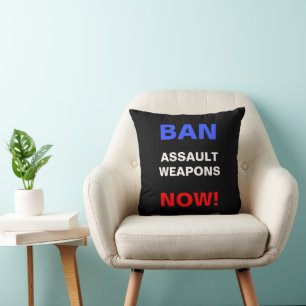 Coussin Interdire les armes d'assaut maintenant ! Manifest
