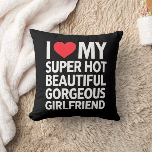 Coussin J'adore ma super belle et magnifique petite amie