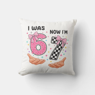 Coussin J'avais 6 ans maintenant j'ai 7 ans jolis chiffres