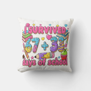 Coussin Je Survivais 67 Plus 33 Jours de Maths Enfants T-S