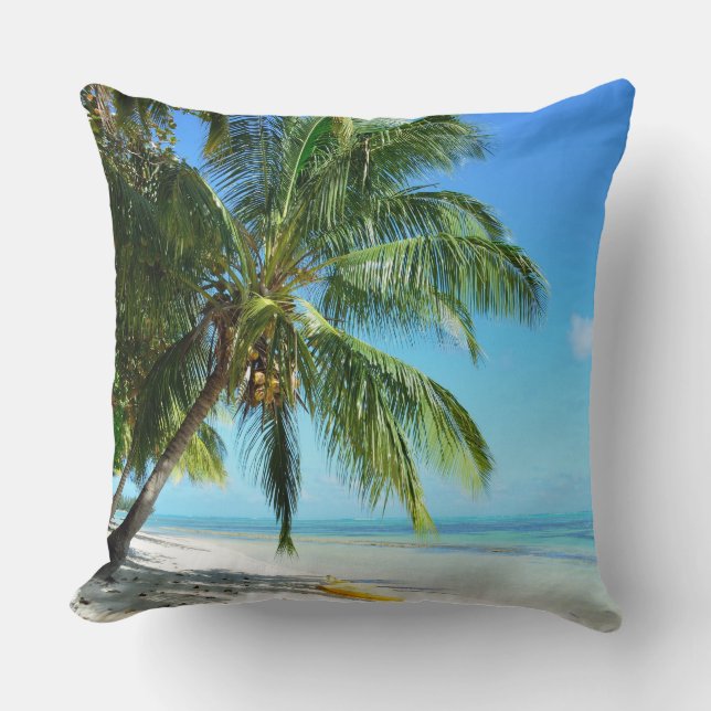 Coussin Kayak jaune sur un carreau blanc de plage de sable (Recto)