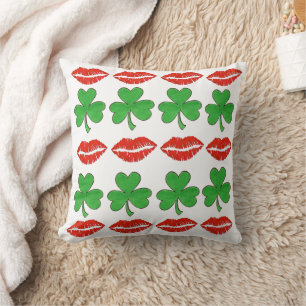 Coussin Kiss Me Je suis Irlandais St. Patrick's Day Lips S