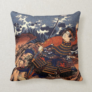 Coussin Kuniyoshi Tamomori attaché à une ancre énorme
