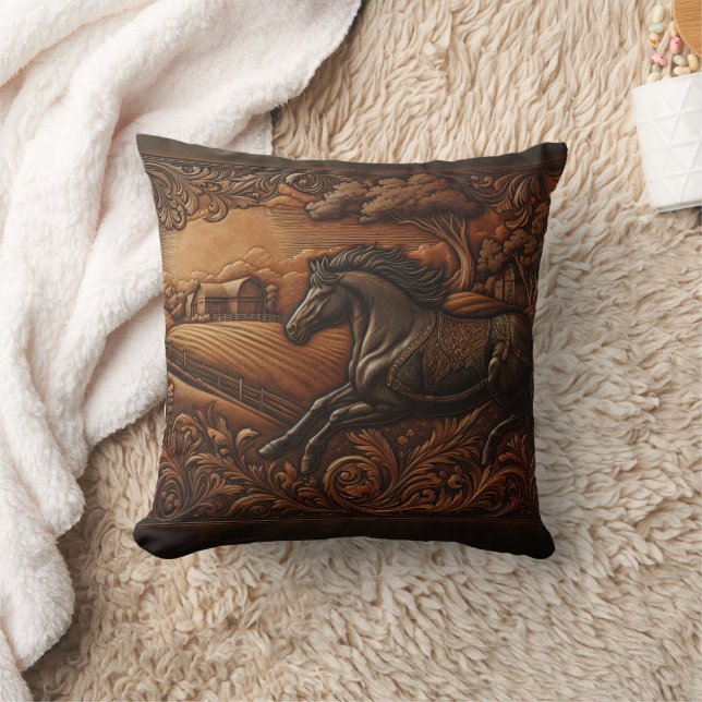 Coussin La sculpture du cheval majestueux dans un paysage  (Couverture)